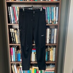 Nike Black Men's Tech Dri Fit Polyester Running  Jogger Pants